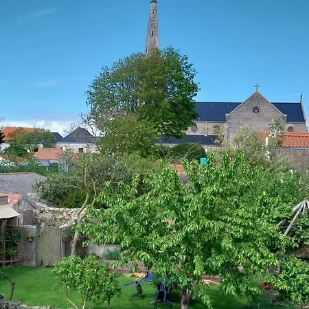 D'hotes Escale A Bed & Breakfast