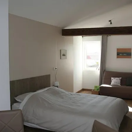 D'hotes Escale A B&B 3*